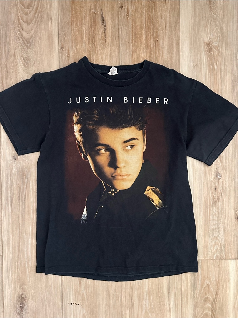 Justin Bieber “Believe” Tour Tee 2012 Delta Tag M